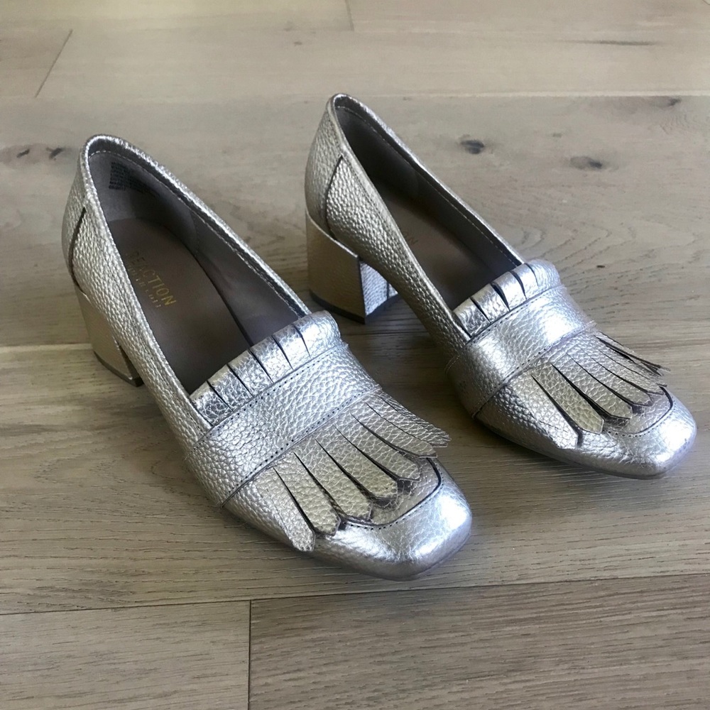 Kenneth Cole Reaction Gold Block Heel Loafer Pump